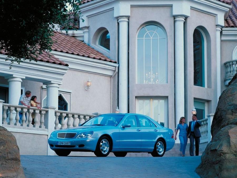  Mercedes-Benz S320 1998 года  (фото 4 из 20)